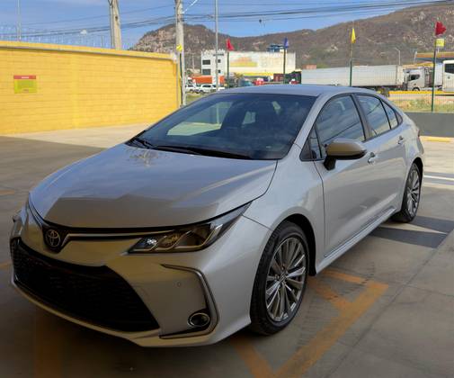 TOYOTA COROLLA 2.0 VVT-IE FLEX XEI DIRECT SHIFT TOYOTA COROLLA 2.0 VVT-IE FLEX XEI DIRECT SHIFT